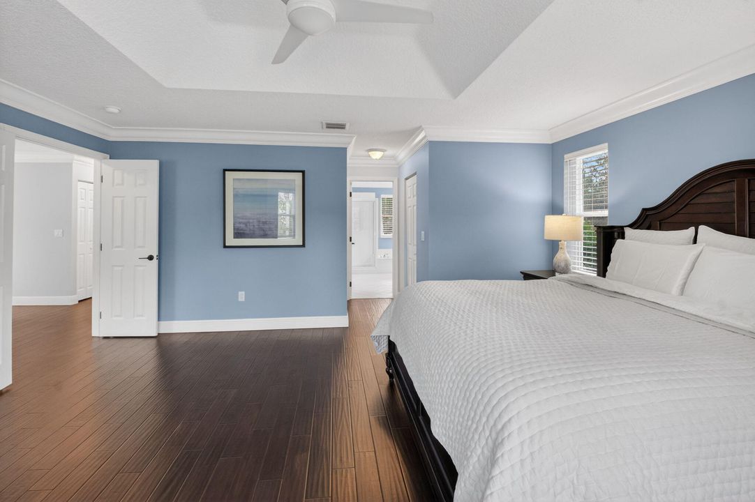 En Venta: $649,000 (4 camas, 2 baños, 2558 Pies cuadrados)