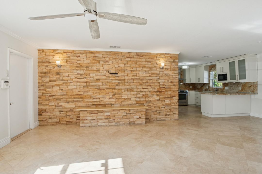 For Rent: $4,100 (3 beds, 2 baths, 1356 Square Feet)