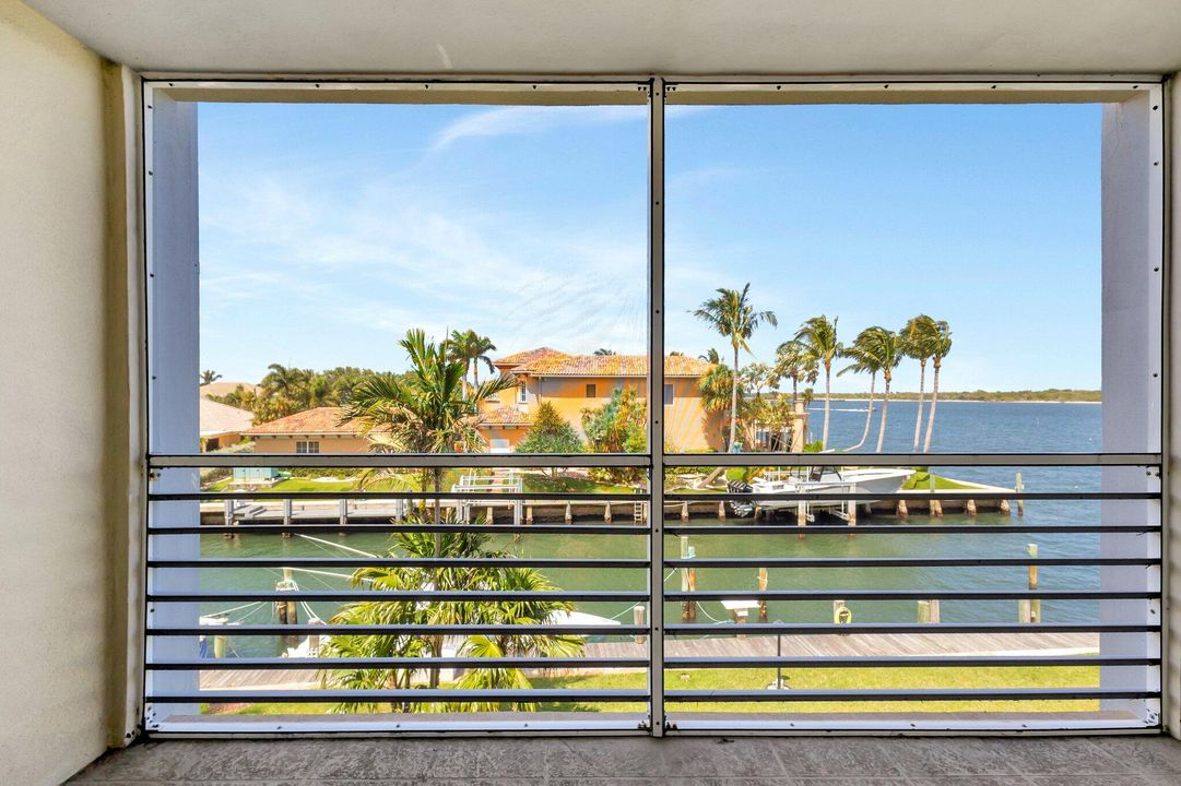 En Venta: $325,000 (1 camas, 1 baños, 720 Pies cuadrados)