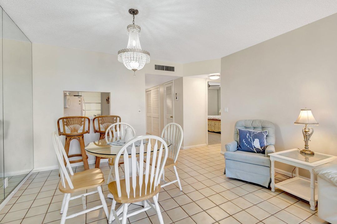 En Venta: $325,000 (1 camas, 1 baños, 720 Pies cuadrados)