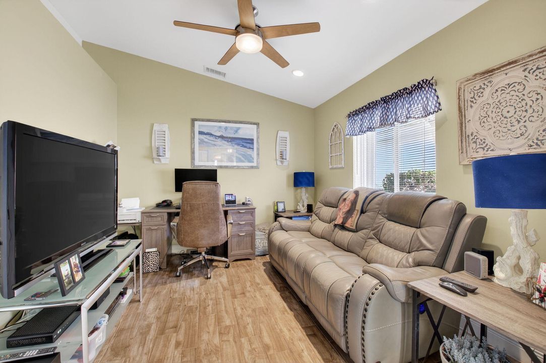 En Venta: $475,000 (3 camas, 2 baños, 1634 Pies cuadrados)