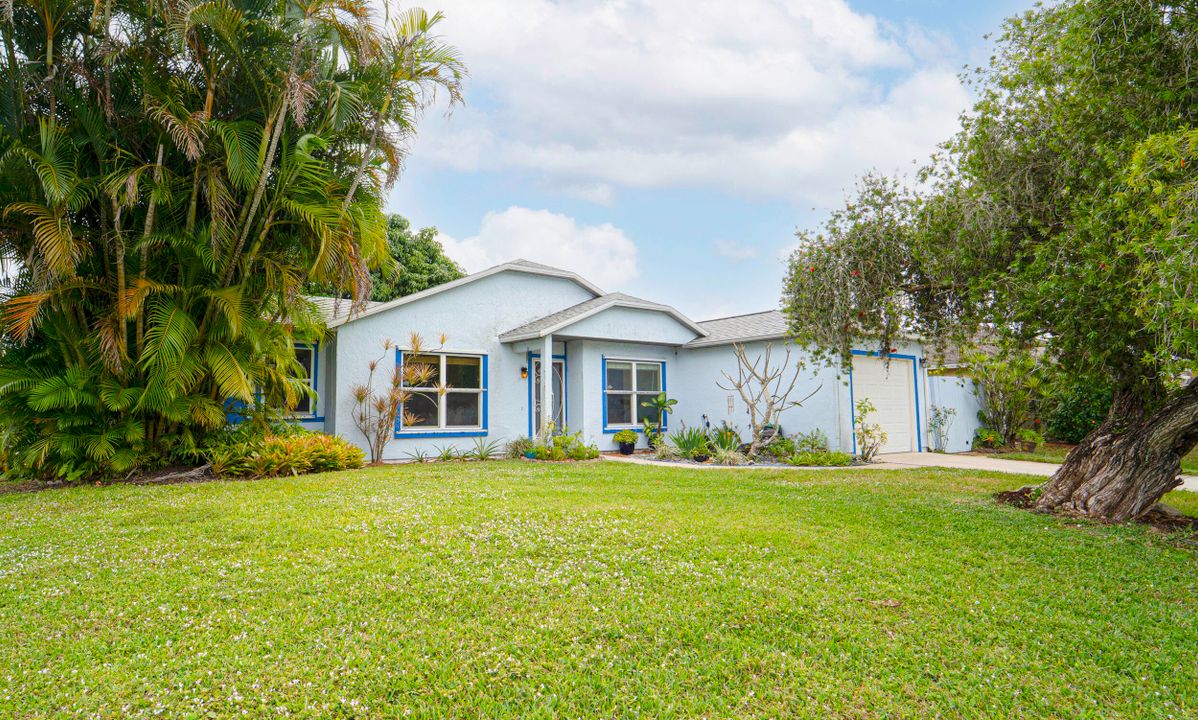 待售: $295,000 (3 贝兹, 2 浴室, 1156 平方英尺)