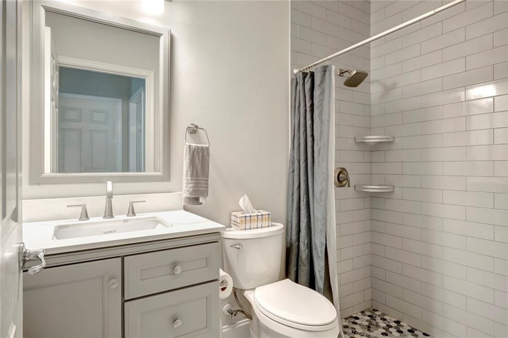 待售: $545,000 (5 贝兹, 3 浴室, 3212 平方英尺)