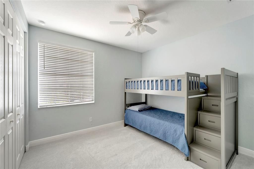 待售: $545,000 (5 贝兹, 3 浴室, 3212 平方英尺)