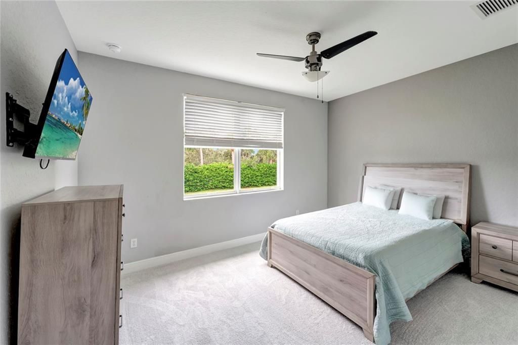 待售: $545,000 (5 贝兹, 3 浴室, 3212 平方英尺)