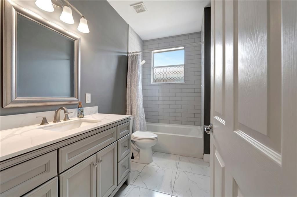 待售: $545,000 (5 贝兹, 3 浴室, 3212 平方英尺)