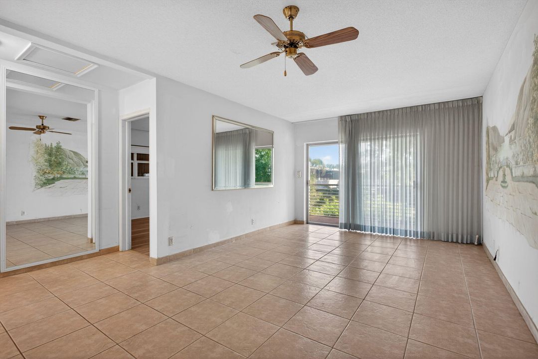 En Venta: $135,000 (2 camas, 1 baños, 890 Pies cuadrados)