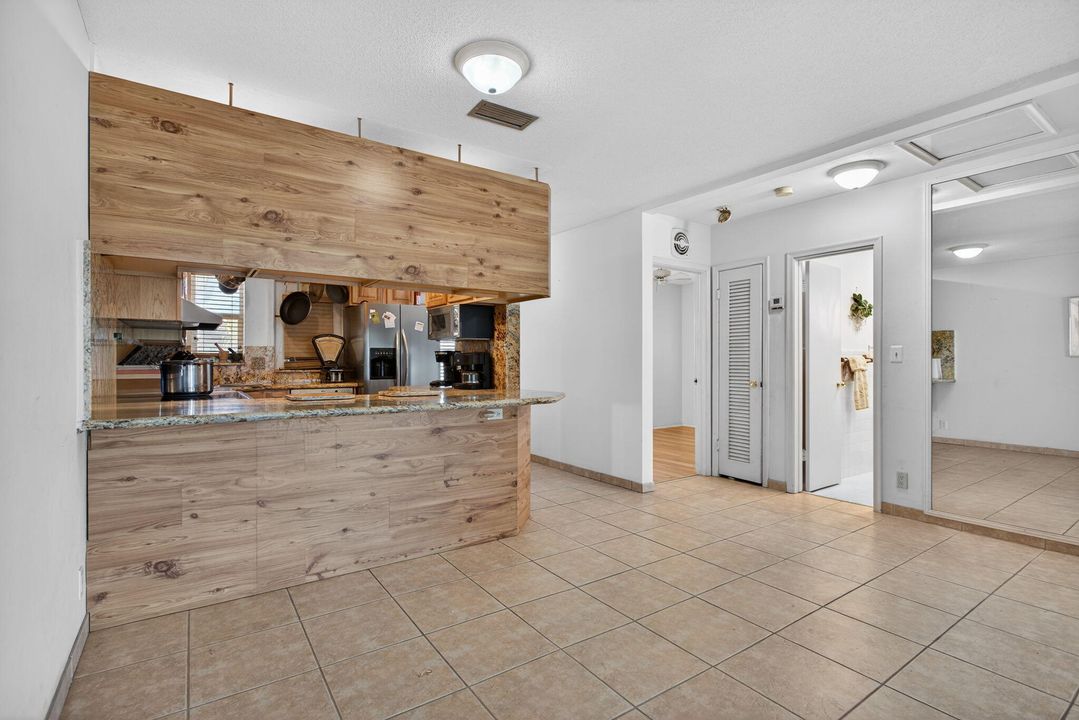 En Venta: $135,000 (2 camas, 1 baños, 890 Pies cuadrados)