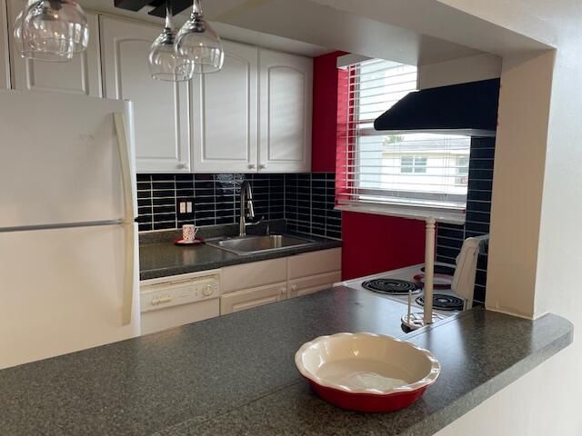 For Rent: $1,600 (1 beds, 1 baths, 504 Square Feet)