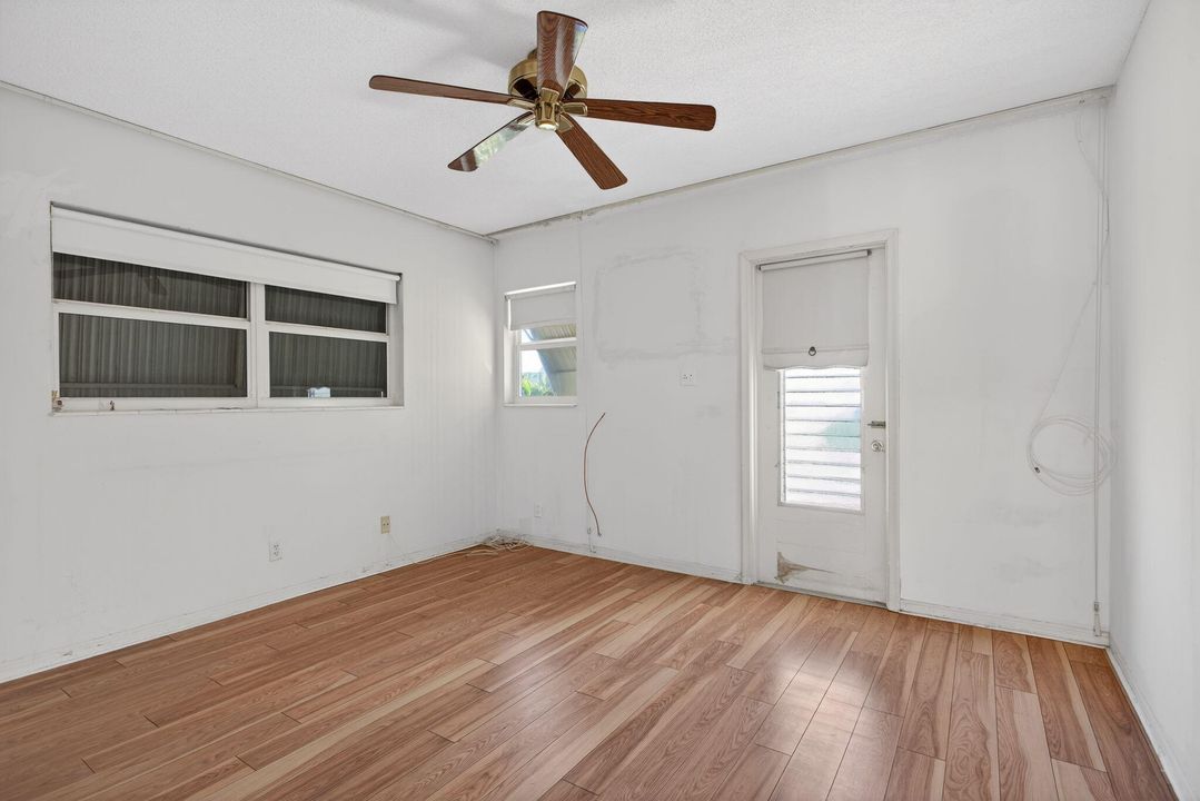 En Venta: $135,000 (2 camas, 1 baños, 890 Pies cuadrados)