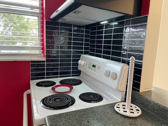 For Rent: $1,600 (1 beds, 1 baths, 504 Square Feet)