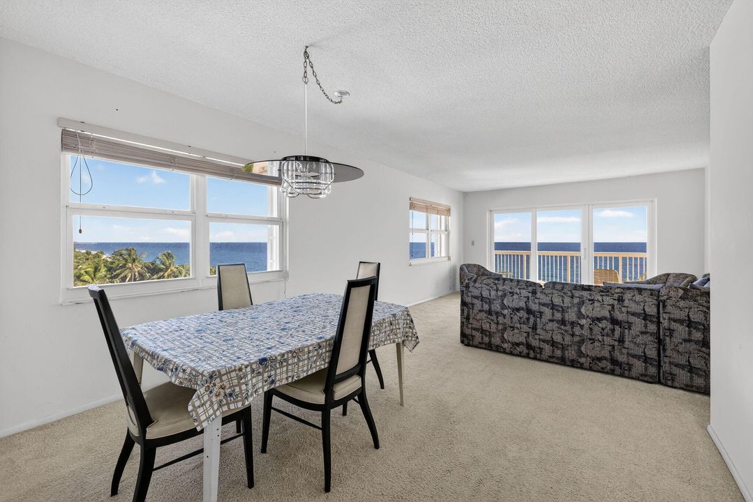 For Sale: $450,000 (2 beds, 2 baths, 1026 Square Feet)