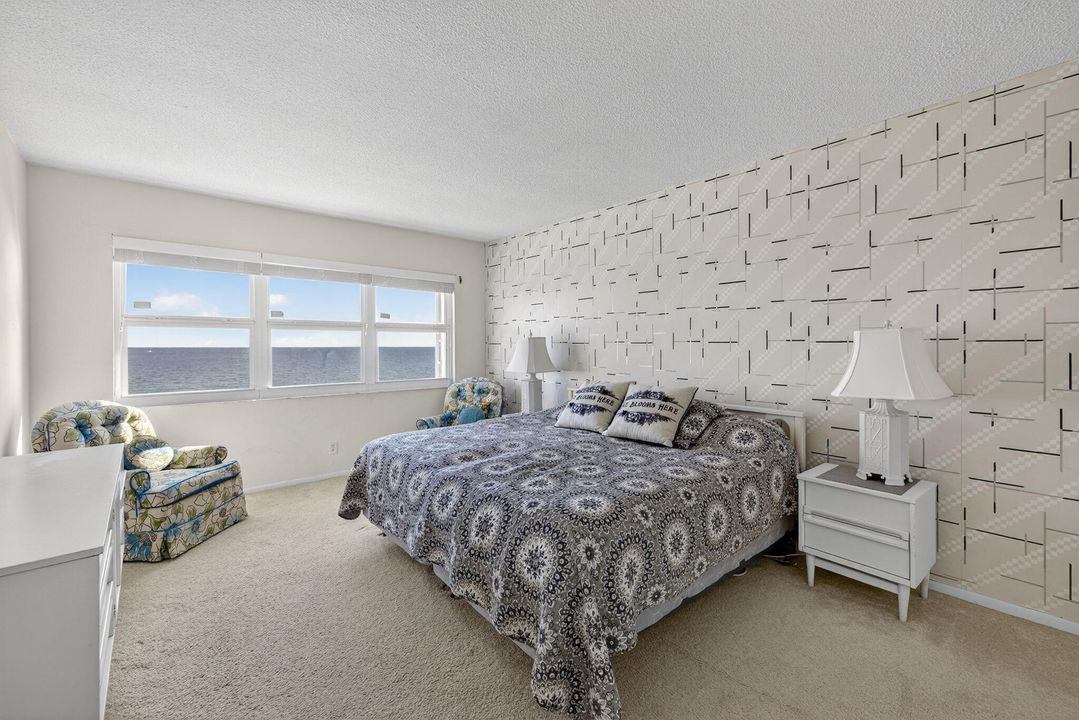 For Sale: $450,000 (2 beds, 2 baths, 1026 Square Feet)