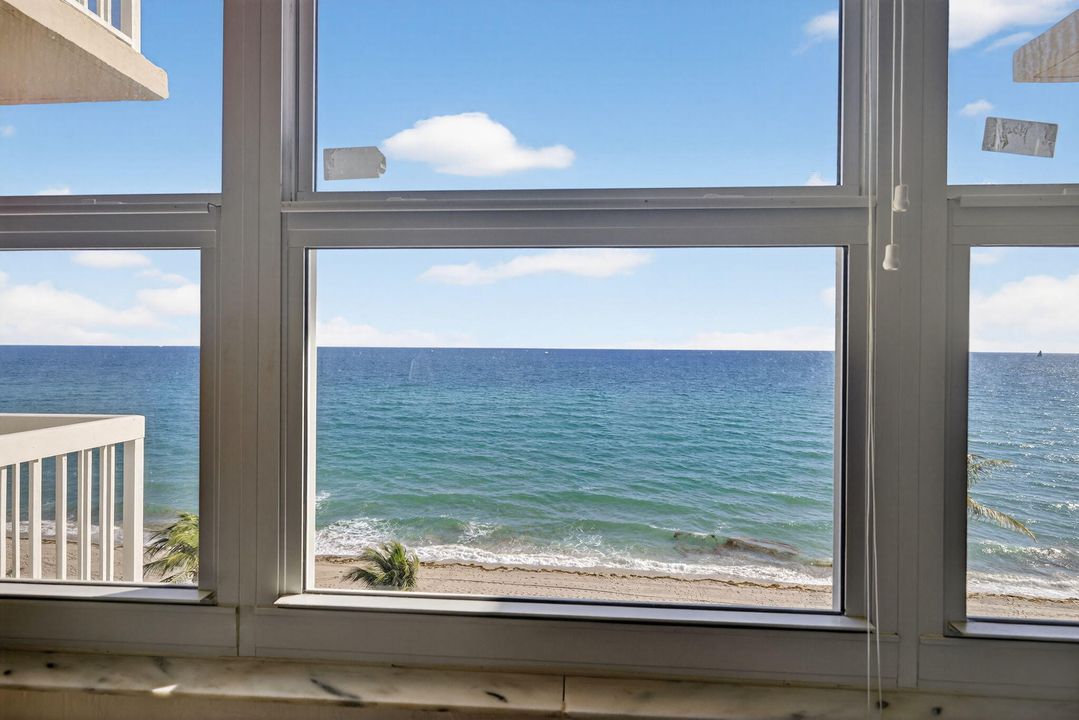 For Sale: $450,000 (2 beds, 2 baths, 1026 Square Feet)