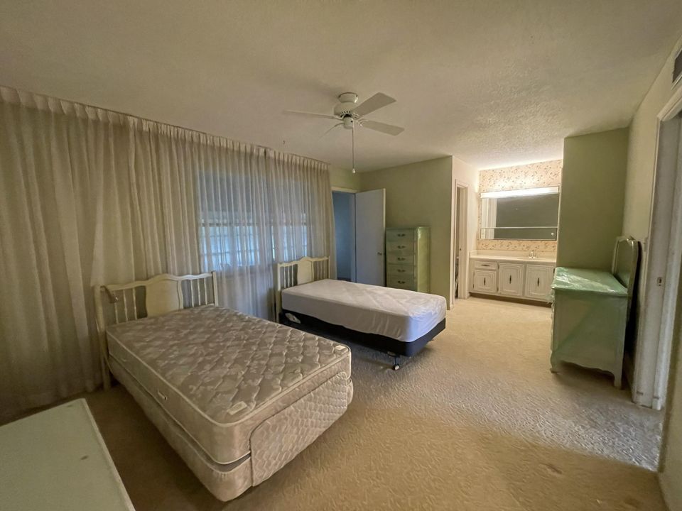 En Venta: $100,000 (1 camas, 1 baños, 1122 Pies cuadrados)