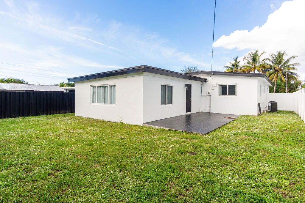 На продажу: $625,000 (3 спален, 2 ванн, 1520 Квадратных фут)