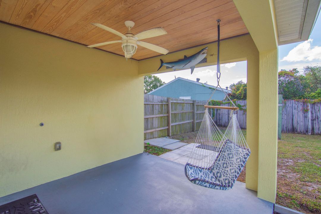 For Sale: $429,900 (3 beds, 2 baths, 1848 Square Feet)