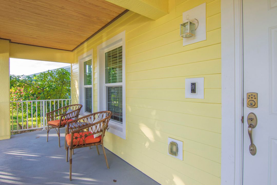 For Sale: $429,900 (3 beds, 2 baths, 1848 Square Feet)