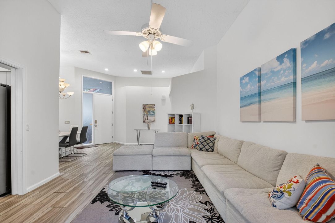 For Rent: $12,000 (3 beds, 2 baths, 1607 Square Feet)