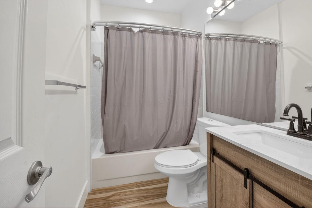 For Rent: $12,000 (3 beds, 2 baths, 1607 Square Feet)