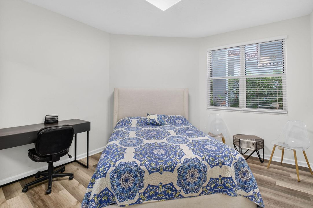 For Rent: $12,000 (3 beds, 2 baths, 1607 Square Feet)