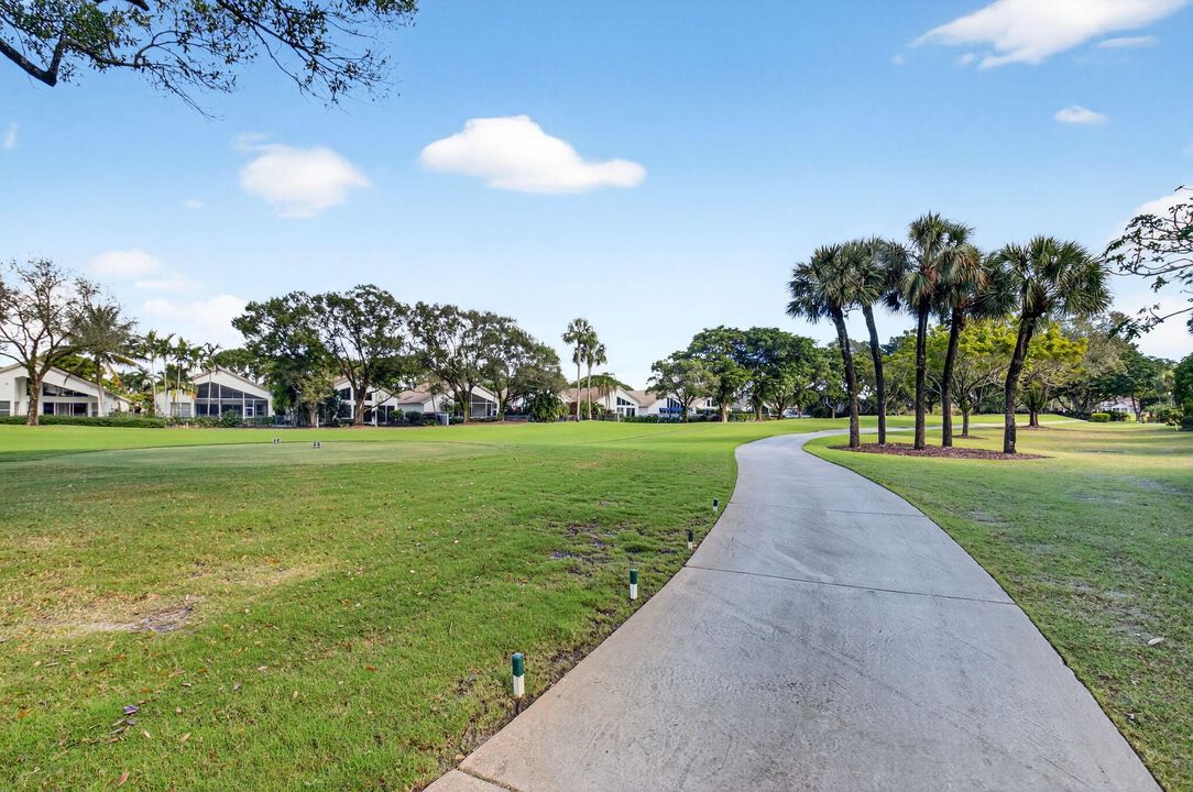 For Rent: $12,000 (3 beds, 2 baths, 1607 Square Feet)