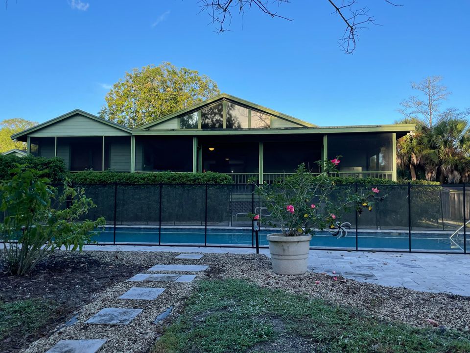 待售: $1,450,000 (4 贝兹, 2 浴室, 2128 平方英尺)