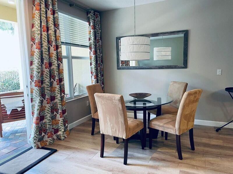 出租: $5,500 (3 贝兹, 2 浴室, 1839 平方英尺)