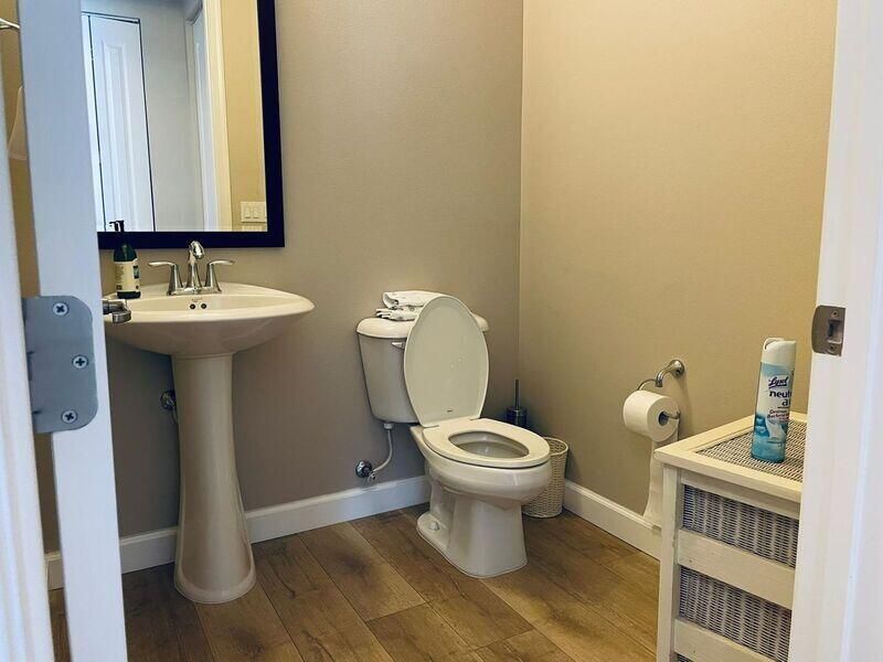 出租: $5,500 (3 贝兹, 2 浴室, 1839 平方英尺)