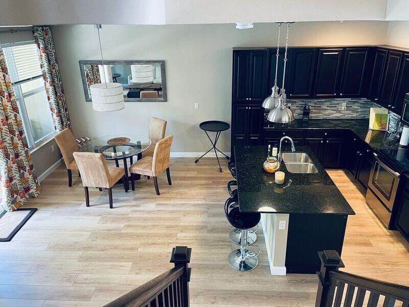 出租: $5,500 (3 贝兹, 2 浴室, 1839 平方英尺)