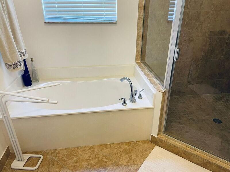 出租: $5,500 (3 贝兹, 2 浴室, 1839 平方英尺)