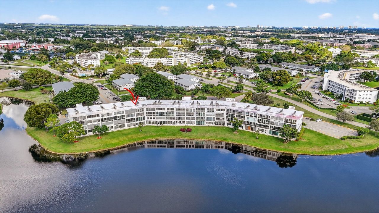 For Sale: $147,000 (1 beds, 1 baths, 700 Square Feet)