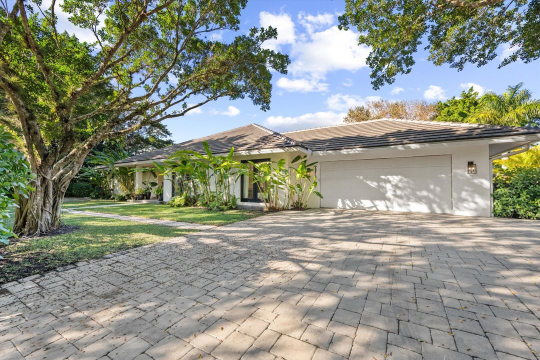 En Renta: $50,000 (4 camas, 4 baños, 4621 Pies cuadrados)