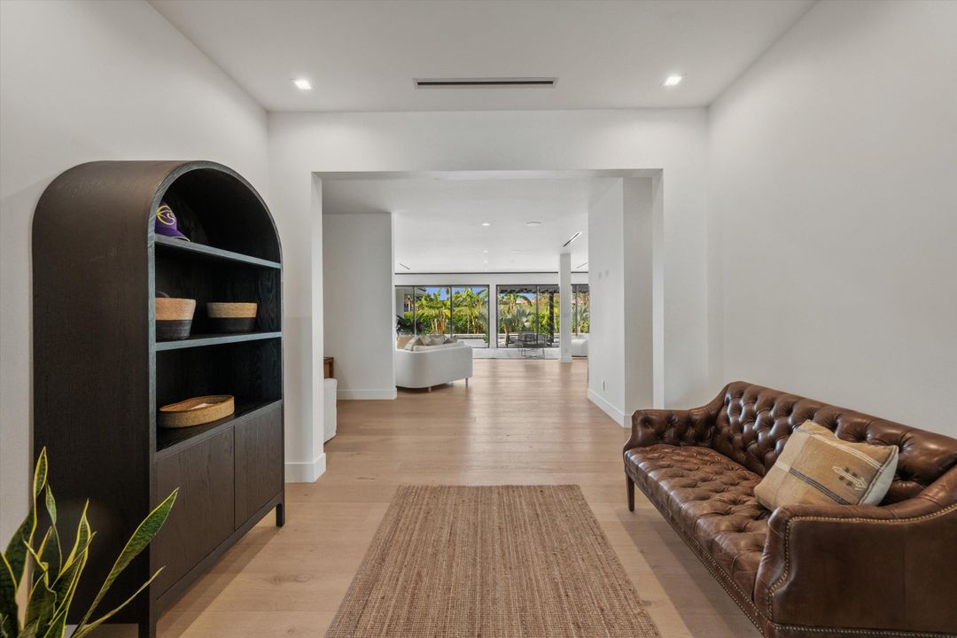 En Renta: $50,000 (4 camas, 4 baños, 4621 Pies cuadrados)