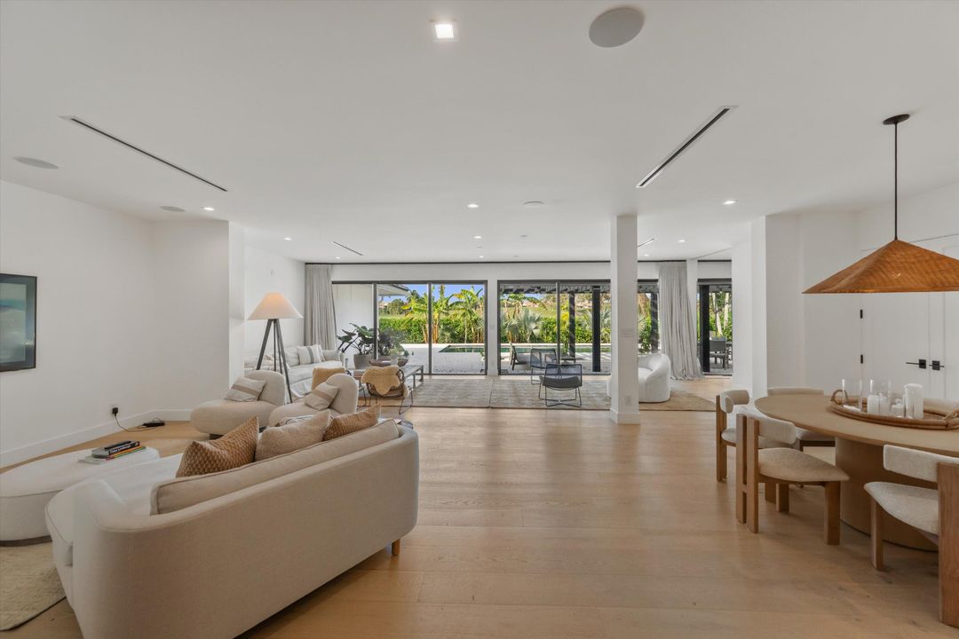 En Renta: $50,000 (4 camas, 4 baños, 4621 Pies cuadrados)