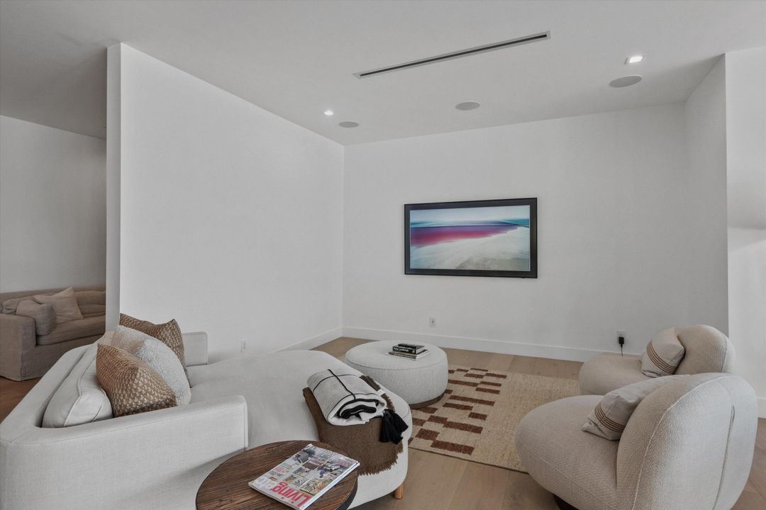 En Renta: $50,000 (4 camas, 4 baños, 4621 Pies cuadrados)