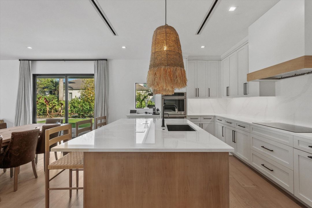 En Renta: $50,000 (4 camas, 4 baños, 4621 Pies cuadrados)