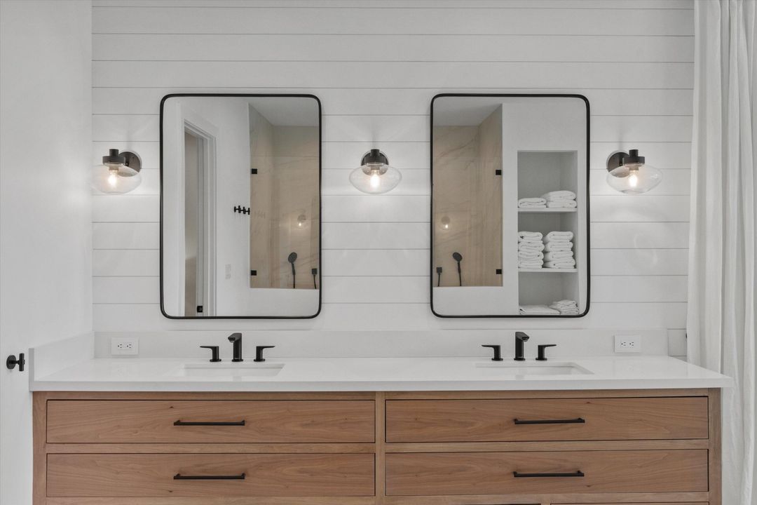 En Renta: $50,000 (4 camas, 4 baños, 4621 Pies cuadrados)