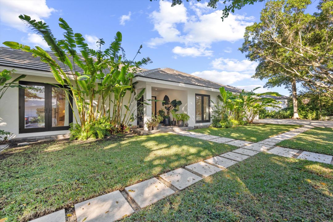 En Renta: $50,000 (4 camas, 4 baños, 4621 Pies cuadrados)