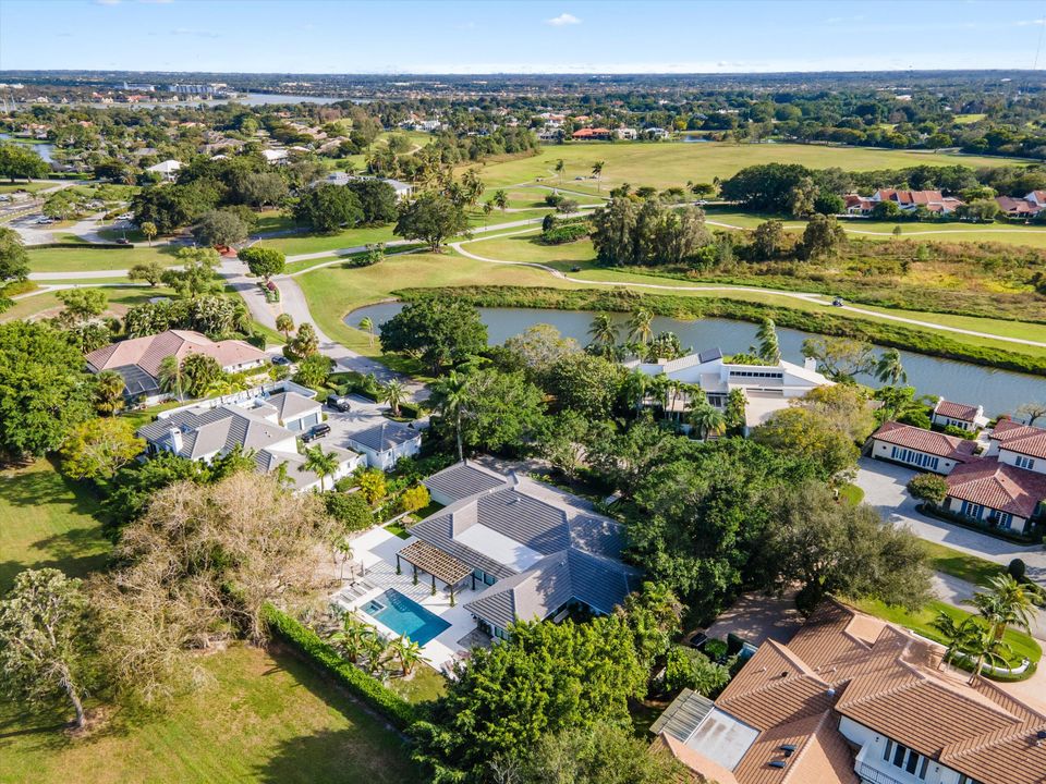 En Renta: $50,000 (4 camas, 4 baños, 4621 Pies cuadrados)