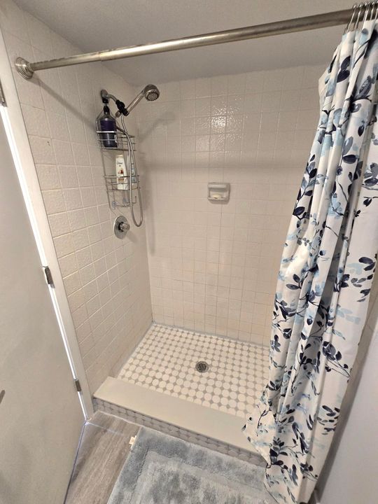 En Venta: $199,900 (2 camas, 2 baños, 782 Pies cuadrados)