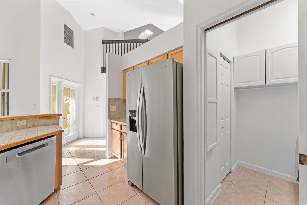 For Rent: $4,000 (4 beds, 3 baths, 1945 Square Feet)