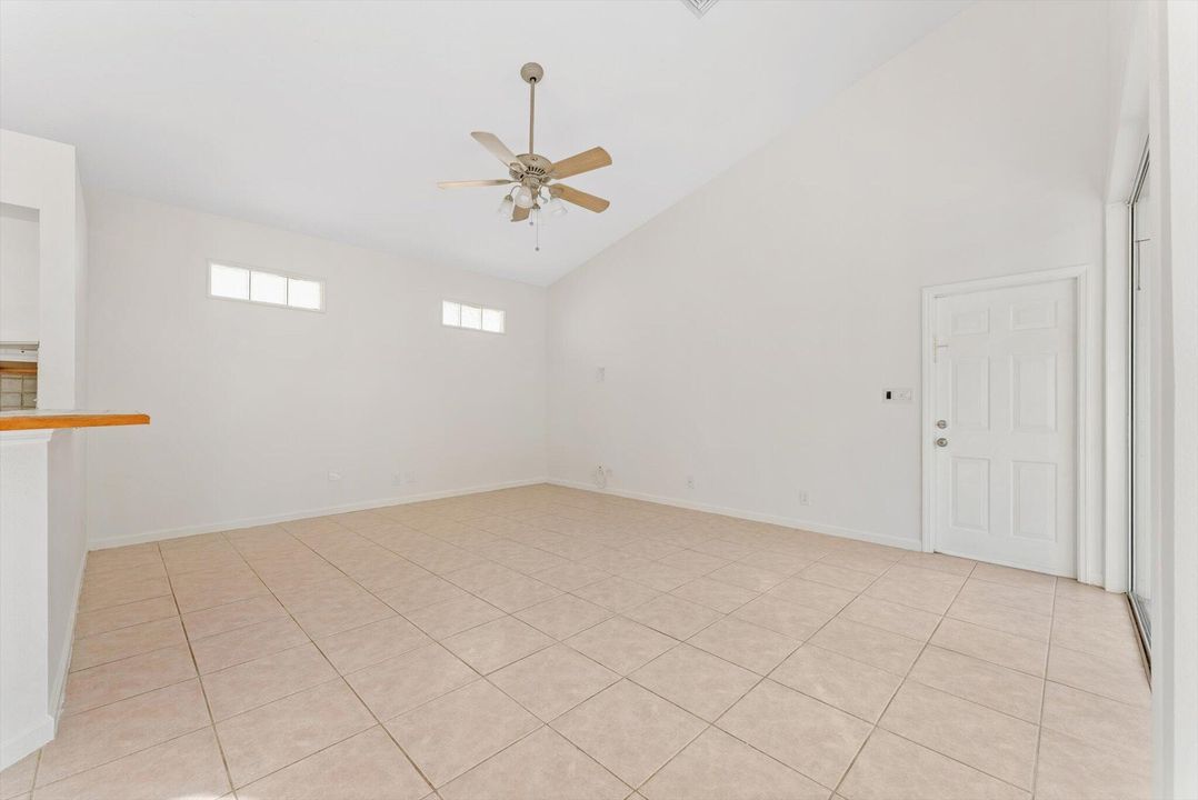 For Rent: $4,000 (4 beds, 3 baths, 1945 Square Feet)
