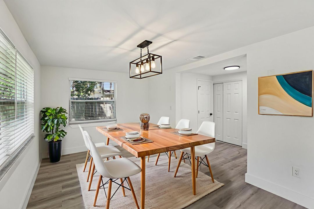 For Rent: $1,900 (3 beds, 2 baths, 1516 Square Feet)