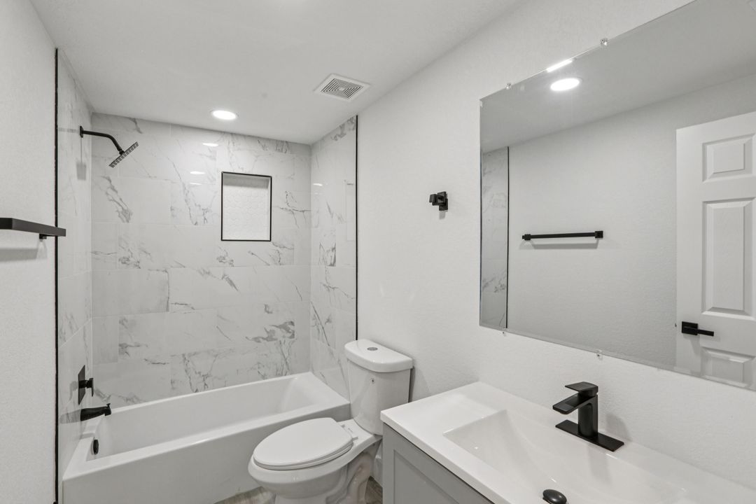 For Rent: $1,900 (3 beds, 2 baths, 1516 Square Feet)