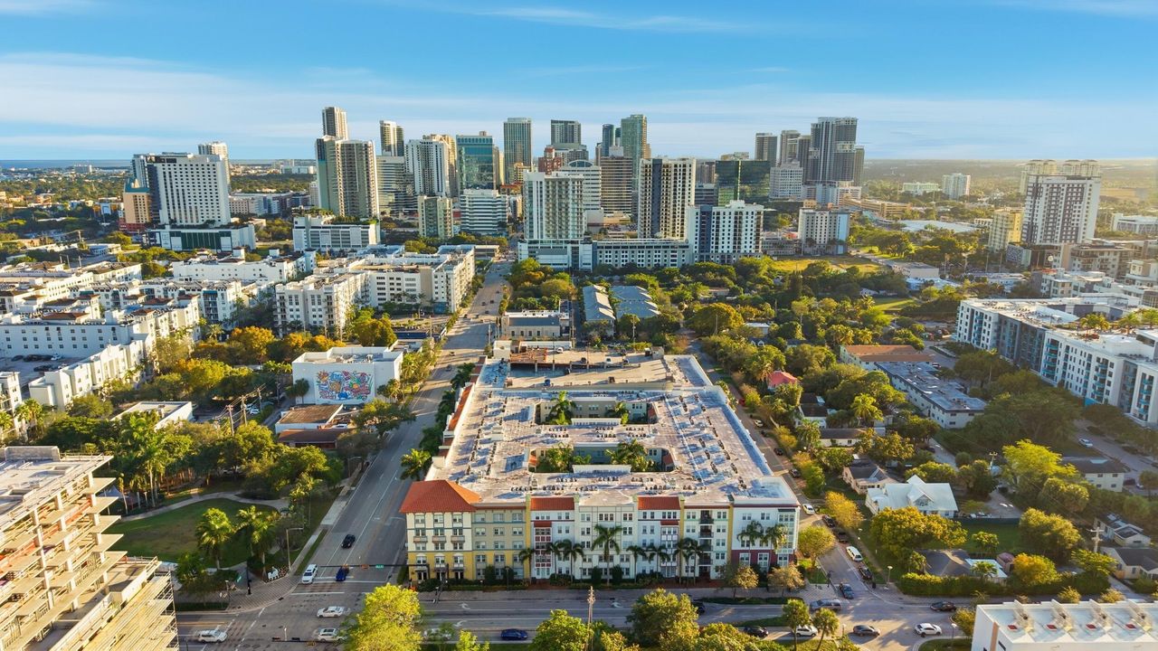 En Venta: $262,500 (1 camas, 1 baños, 760 Pies cuadrados)