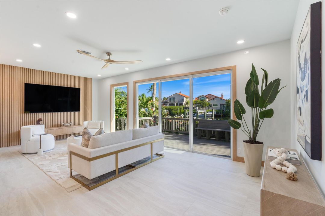 For Sale: $3,495,000 (3 beds, 3 baths, 2752 Square Feet)