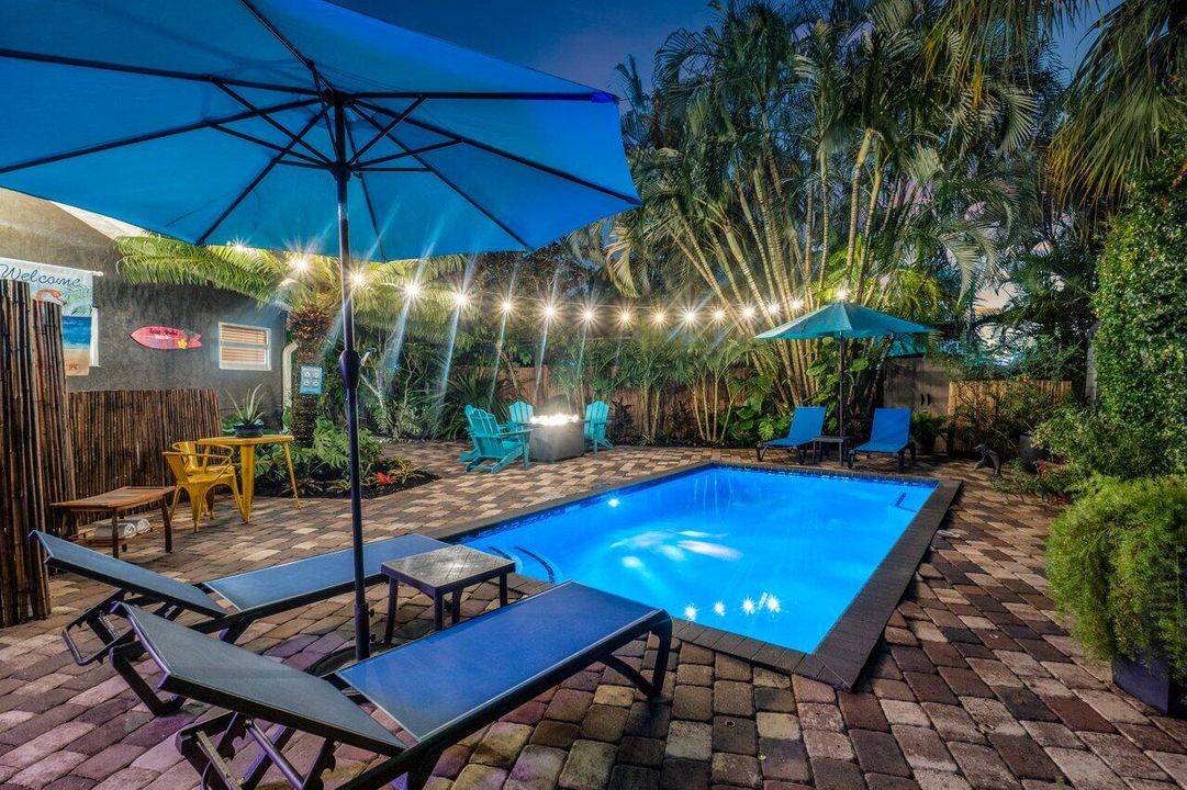 For Rent: $13,500 (2 beds, 2 baths, 1135 Square Feet)