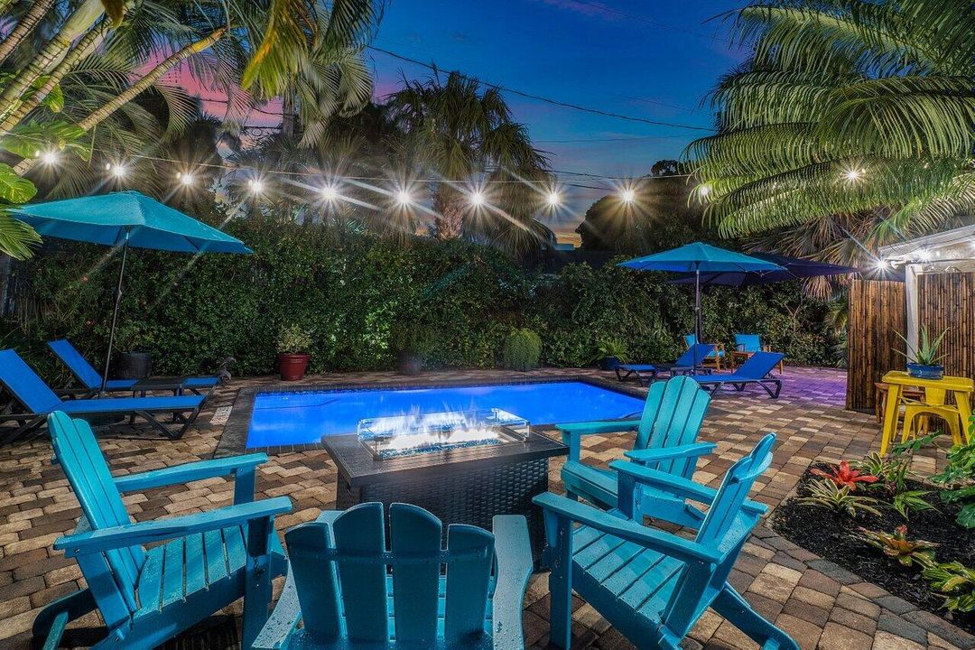 For Rent: $13,500 (2 beds, 2 baths, 1135 Square Feet)