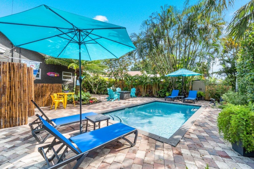 For Rent: $13,500 (2 beds, 2 baths, 1135 Square Feet)